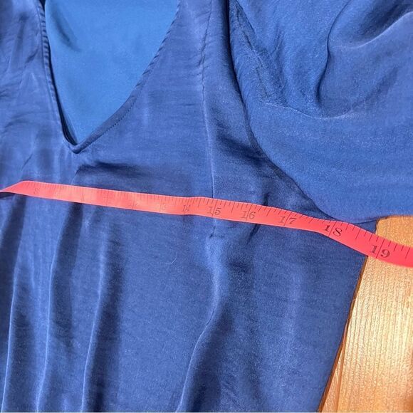 Banana Republic blouse, Blue M - Picture 6 of 6